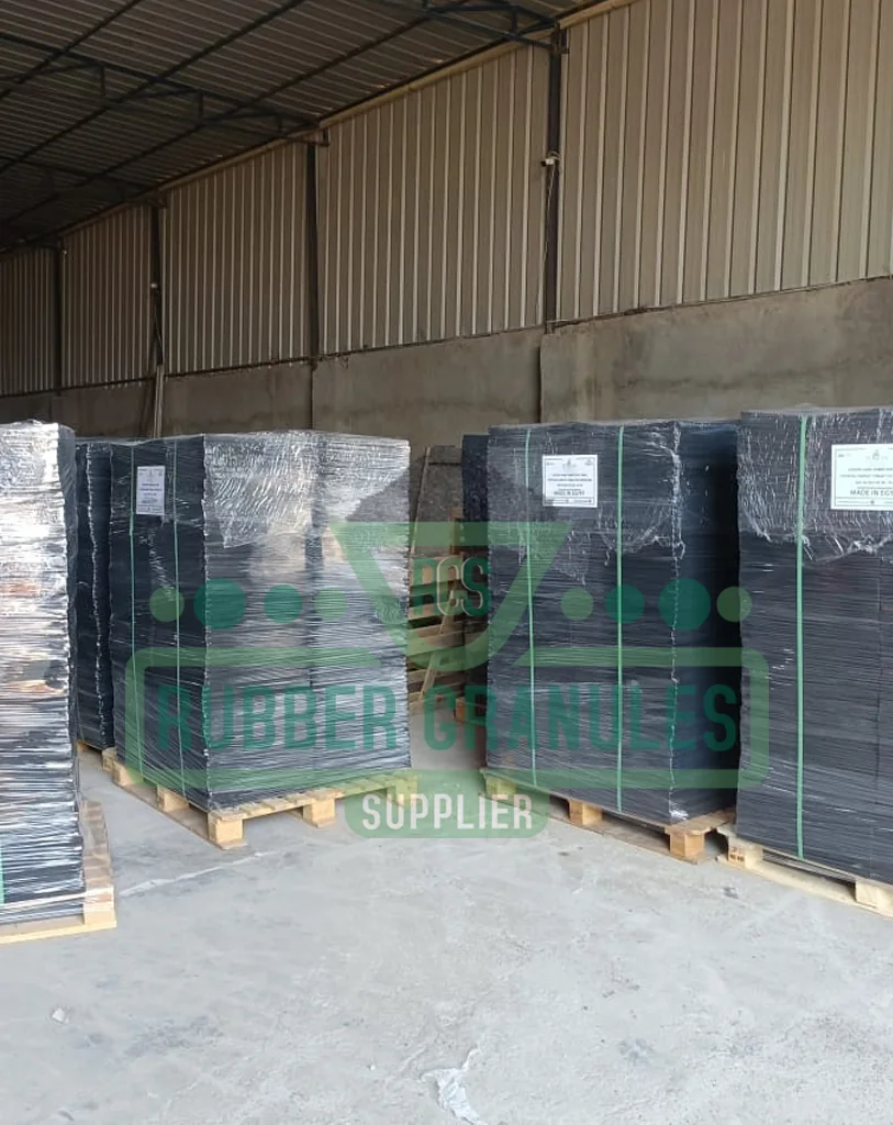 Envío de losetas de caucho para exportación