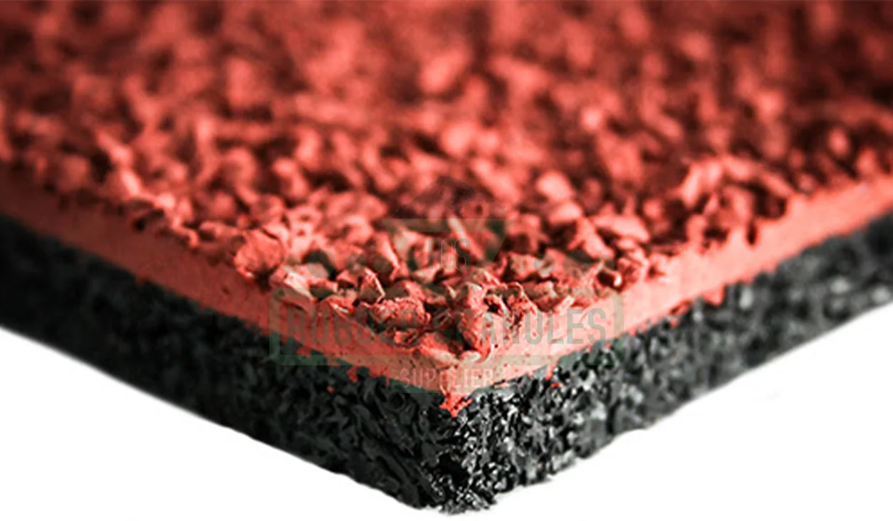 Capas SBR y EPDM en un sistema de suelo de caucho