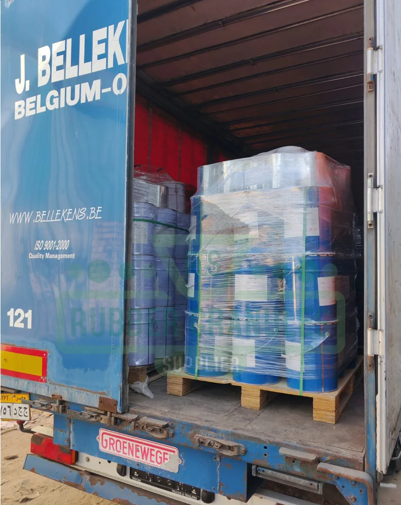 Materiales para suelos deportivos preparados para exportación